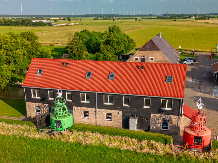Vakantiewoning in Hippolytushoef (Noord-Holland) voor 20 personen met 9 slaapkamers.