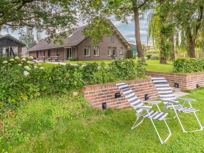 Vakantiewoning in Megchelen (Gelderland) voor 16 personen met 7 slaapkamers.