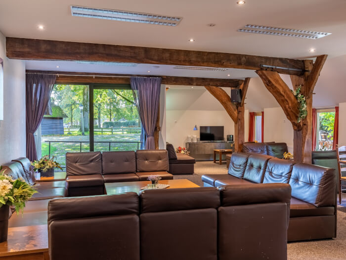 Vakantiewoning in Orvelte (Drenthe) voor 18 personen met 8 slaapkamers.