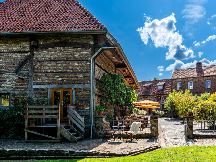 Vakantiewoning in Epen (Limburg) voor 30 personen met 11 slaapkamers.