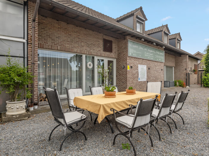 Vakantiewoning in Geistingen (Belgisch Limburg) voor 12 personen met 5 slaapkamers.