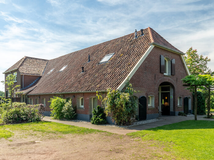 Vakantiewoning in Eibergen (Gelderland) voor 18 personen met 7 slaapkamers.