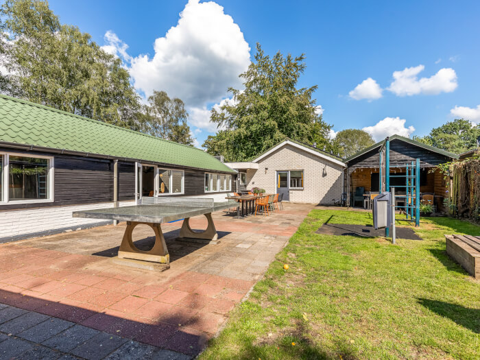 Vakantiewoning in Putten (Gelderland) voor 24 personen met 5 slaapkamers.