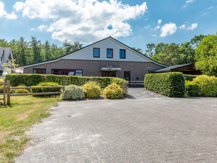 Vakantiewoning in Ommen (Overijssel) voor 80 personen met 11 slaapkamers.