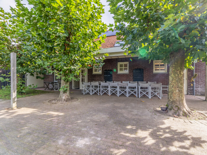 Vakantiewoning in Maasbree (Limburg) voor 22 personen met 10 slaapkamers.
