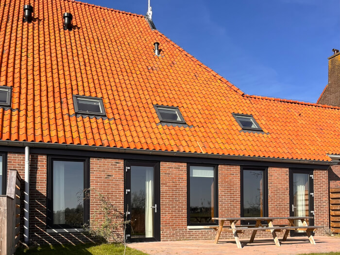 Vakantiewoning in Sloten (Friesland) voor 10 personen met 3 slaapkamers.