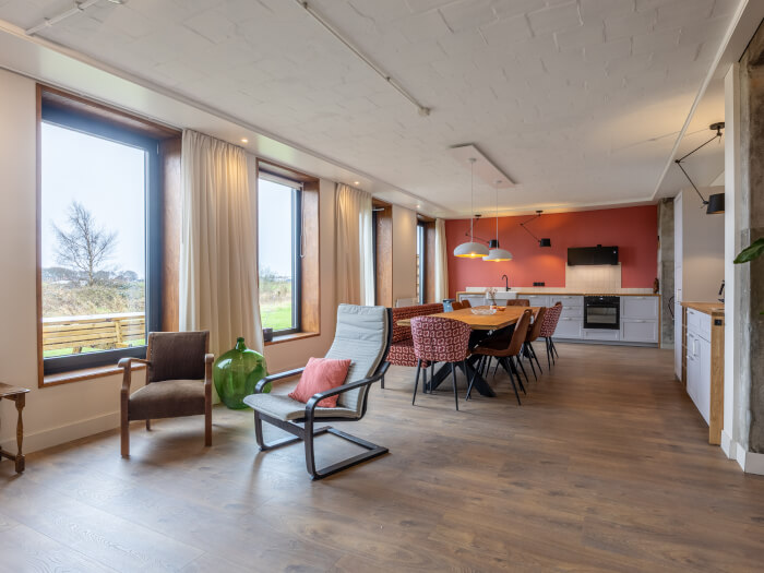Vakantiewoning in Sloten (Friesland) voor 10 personen met 3 slaapkamers.