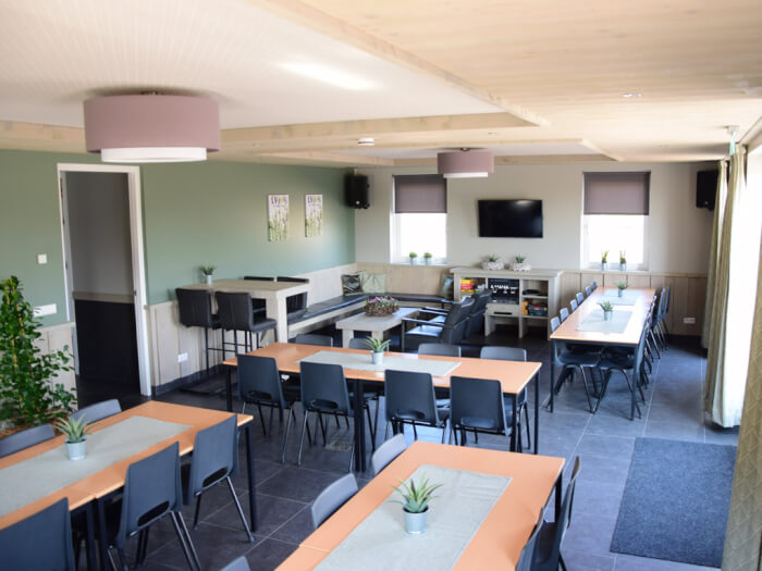 Vakantiewoning in Wekerom (Gelderland) voor 50 personen met 11 slaapkamers.