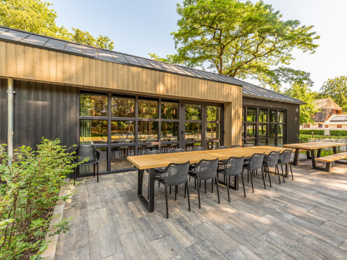 Vakantiewoning in Appelscha (Friesland) voor 14 personen met 5 slaapkamers.