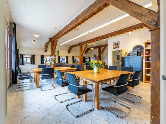 Vakantiewoning in Echteld (Gelderland) voor 14 personen met 5 slaapkamers.