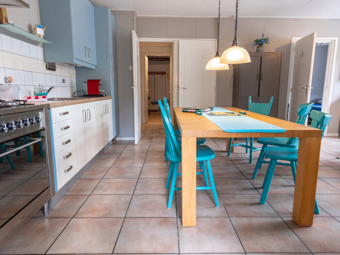 Vakantiewoning in Wehe-den Hoorn (Groningen) voor 43 personen met 10 slaapkamers.