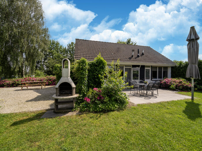 Vakantiewoning in Nistelrode (Noord-Brabant) voor 13 personen met 5 slaapkamers.