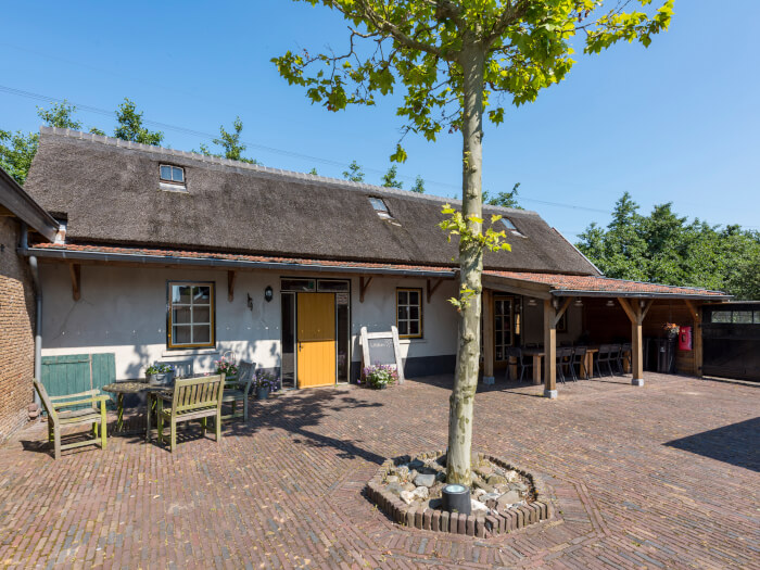 Vakantiewoning in Wateringen (Zuid-Holland) voor 15 personen met 14 slaapkamers.