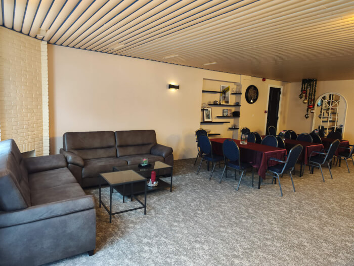 Vakantiewoning in Ameide (Zuid-Holland) voor 32 personen met 4 slaapkamers.
