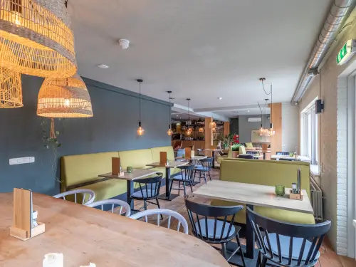Luxe familie accommodatie aan het water, vlakbij IJsselmeer