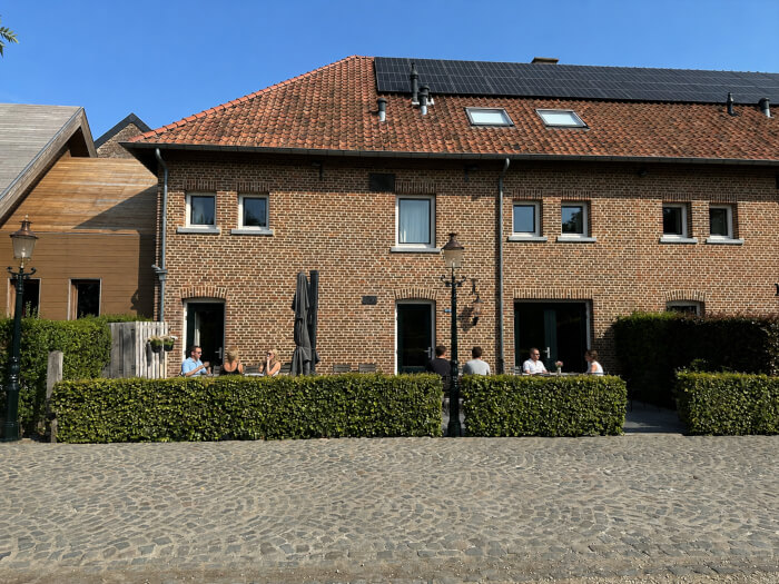 Vakantiewoning in Slenaken (Limburg) voor 20 personen met 9 slaapkamers.