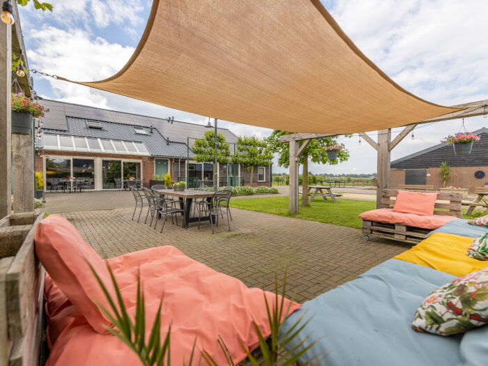 Vakantiewoning in Heusden (Noord-Brabant) voor 30 personen met 14 slaapkamers.