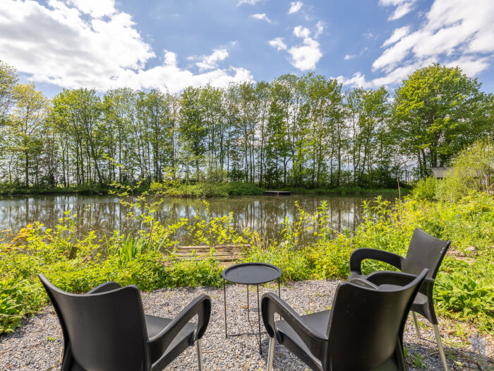 Vakantiewoning in Hommerts (Friesland) voor 10 personen met 5 slaapkamers.