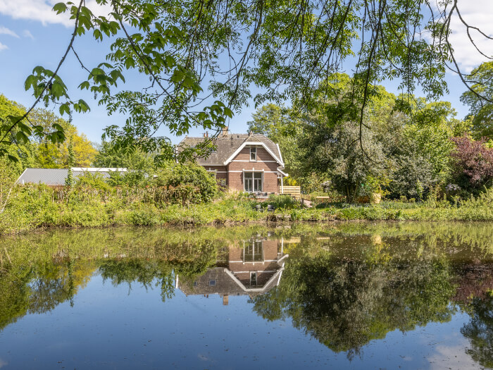 Vakantiewoning in Hommerts (Friesland) voor 10 personen met 5 slaapkamers.