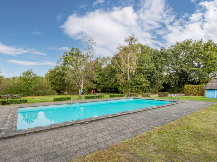 Vakantiewoning in Loon op Zand (Noord-Brabant) voor 20 personen met 8 slaapkamers.