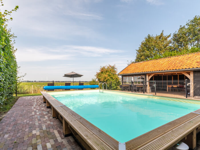 Vakantiewoning in 2e Exloërmond (Drenthe) voor 54 personen met 18 slaapkamers.