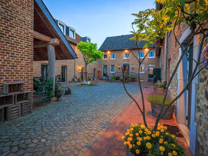 Vakantiewoning in Slenaken (Limburg) voor 60 personen met 23 slaapkamers.