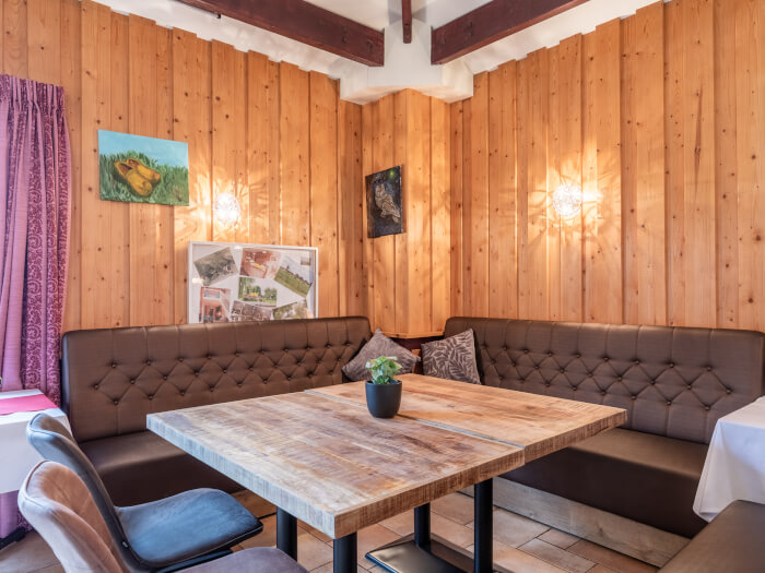 Vakantiewoning in Vreeland (Utrecht) voor 50 personen met 18 slaapkamers.