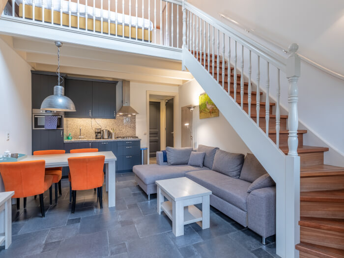 Vakantiewoning in Vreeland (Utrecht) voor 18 personen met 11 slaapkamers.