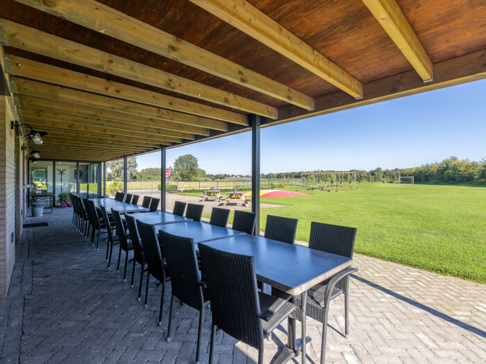 Vakantiewoning in Nistelrode (Noord-Brabant) voor 15 personen met 6 slaapkamers.