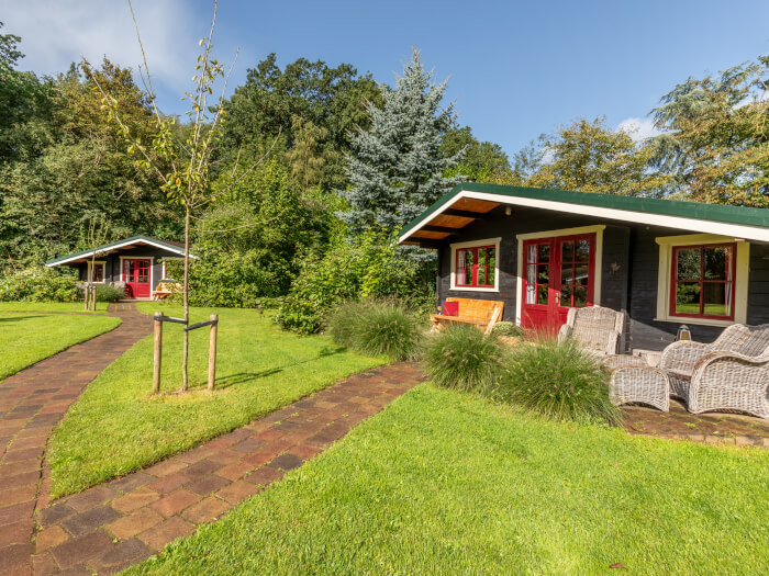 Vakantiewoning in Boijl (Friesland) voor 40 personen met 15 slaapkamers.