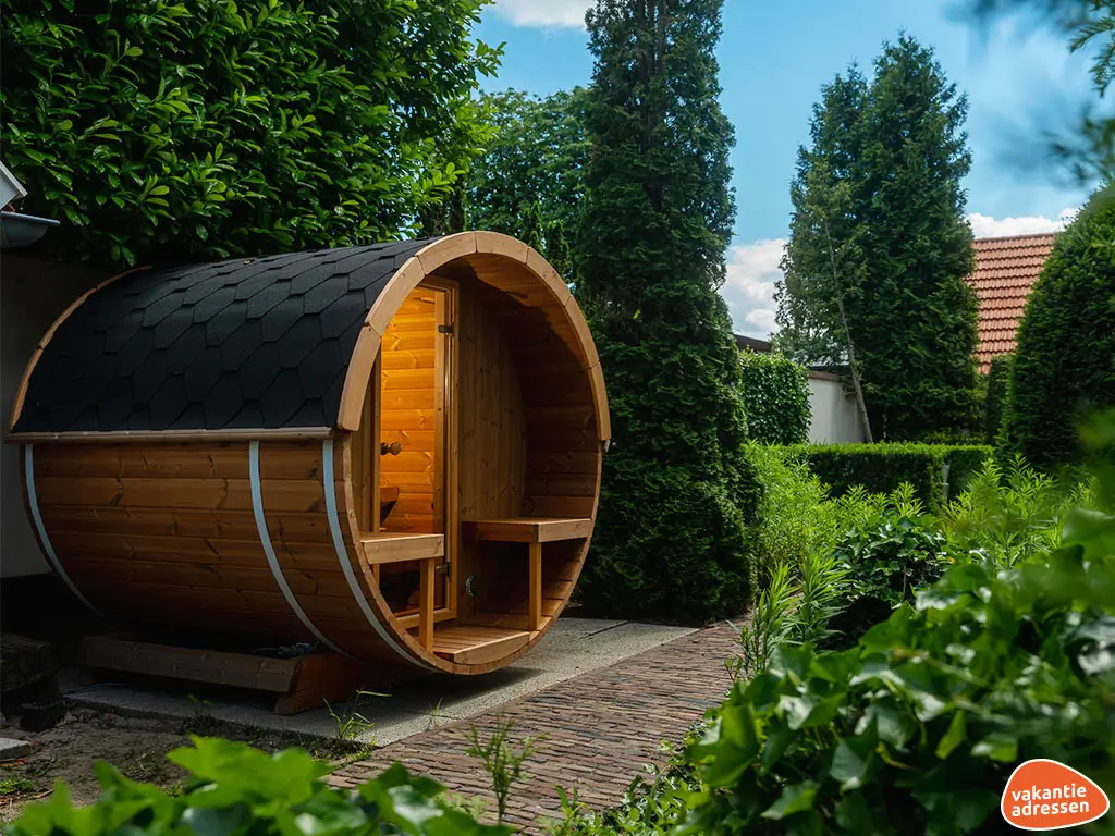 Vakantiewoning in Voorthuizen (Gelderland) voor 14 personen met 7 slaapkamers.