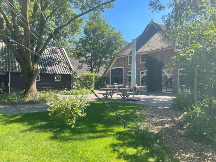 Vakantiewoning in Anderen (Drenthe) voor 20 personen met 5 slaapkamers.