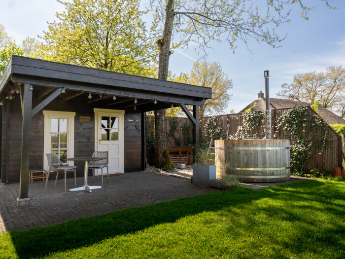 Vakantiewoning in Anderen (Drenthe) voor 20 personen met 5 slaapkamers.