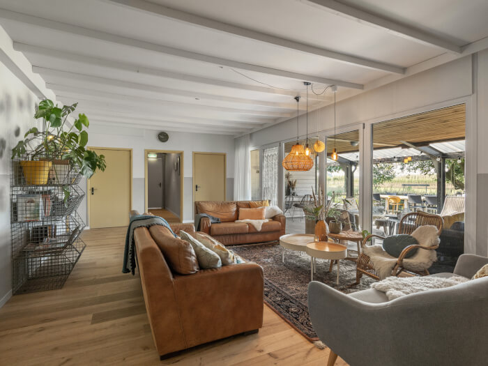 Vakantiewoning in Kesteren (Gelderland) voor 30 personen met 12 slaapkamers.