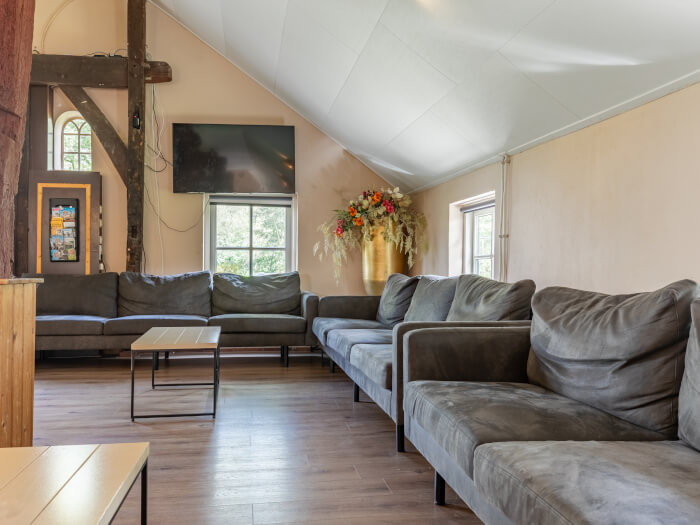 Vakantiewoning in Geesteren (Gelderland) voor 20 personen met 6 slaapkamers.