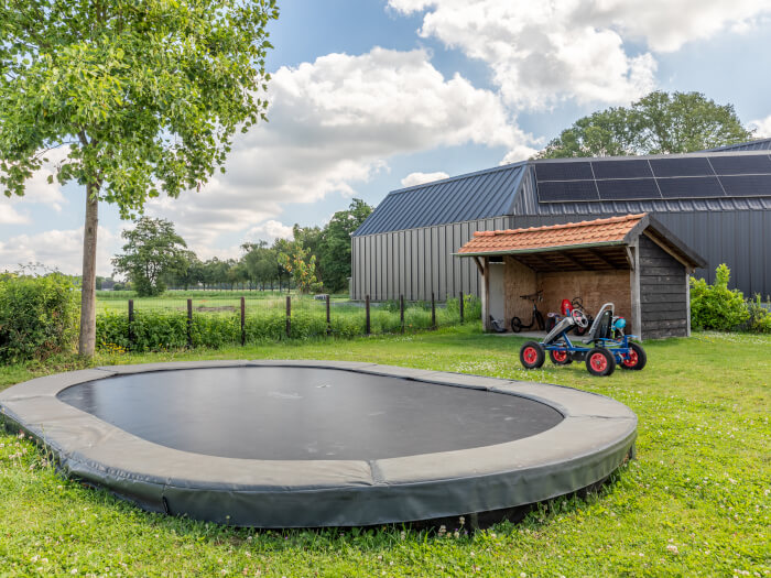 Vakantiewoning in Haaksbergen (Overijssel) voor 24 personen met 7 slaapkamers.