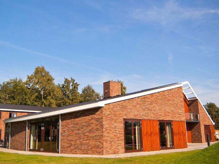 Vakantiewoning in Stadskanaal (Drenthe) voor 75 personen met 28 slaapkamers.