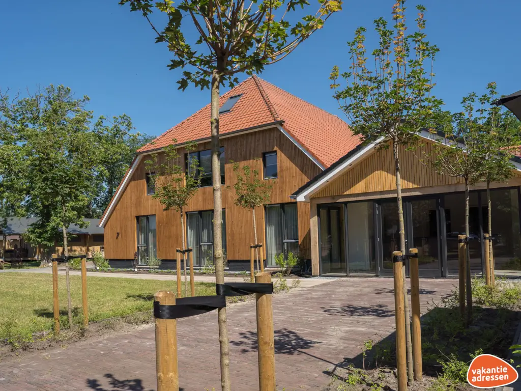 Vakantiewoning in Markelo (Overijssel) voor 24 personen met 9 slaapkamers.