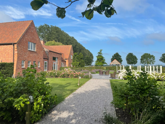Vakantiewoning in Knokke (Zeeland) voor 40 personen met 18 slaapkamers.
