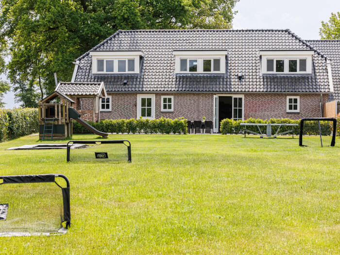 Vakantiewoning in Eibergen (Gelderland) voor 12 personen met 5 slaapkamers.