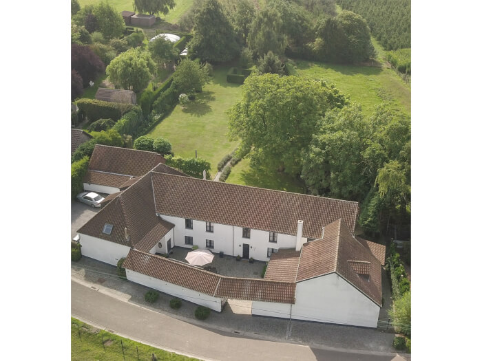 Vakantiewoning in Alken (Limburg) voor 22 personen met 8 slaapkamers.