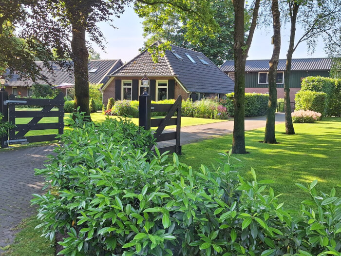 Vakantiewoning in Dalfsen (Overijssel) voor 22 personen met 6 slaapkamers.