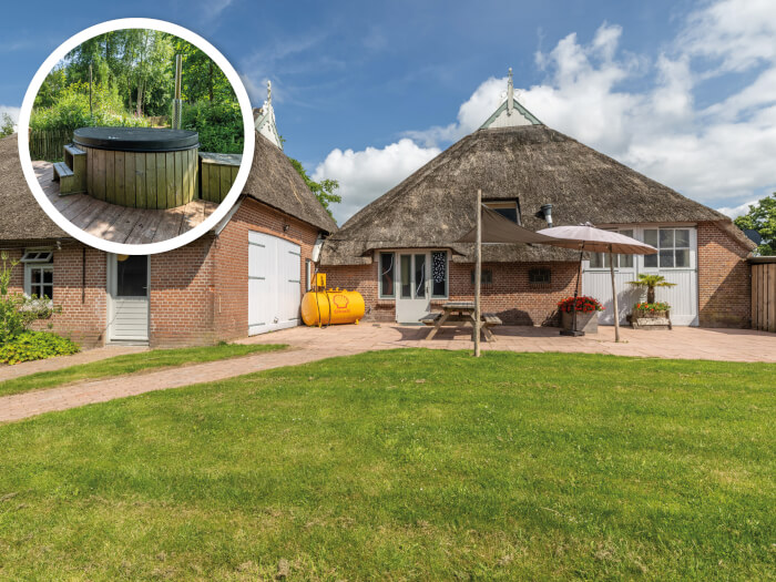 Vakantiewoning in Twijzelerheide (Friesland) voor 20 personen met 10 slaapkamers.