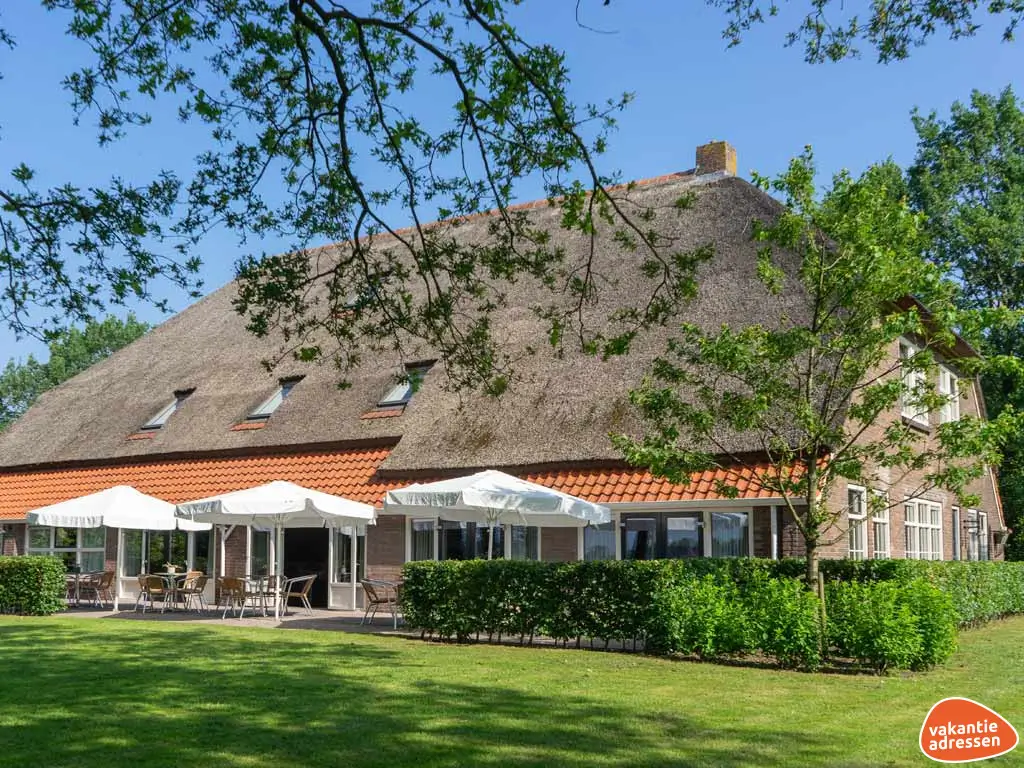 Vakantiewoning in Witteveen (Drenthe) voor 34 personen met 17 slaapkamers.