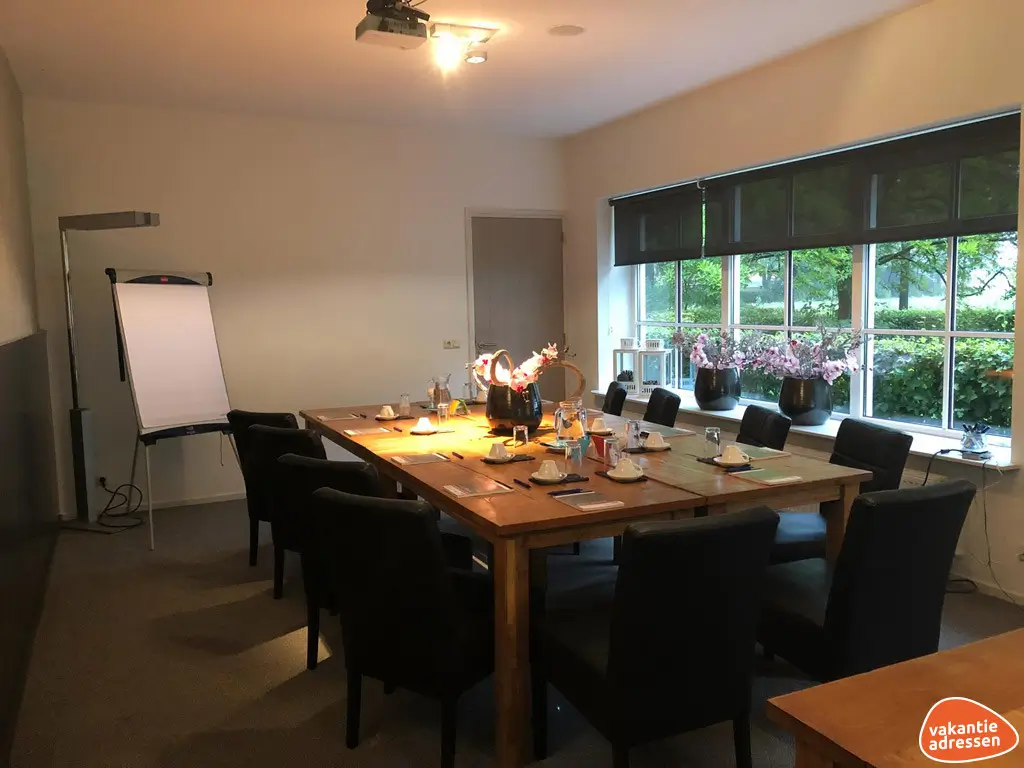 Vakantiewoning in Witteveen (Drenthe) voor 34 personen met 17 slaapkamers.