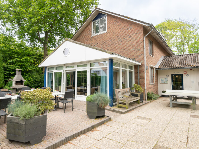 Vakantiewoning in Zoutelande (Zeeland) voor 18 personen met 13 slaapkamers.