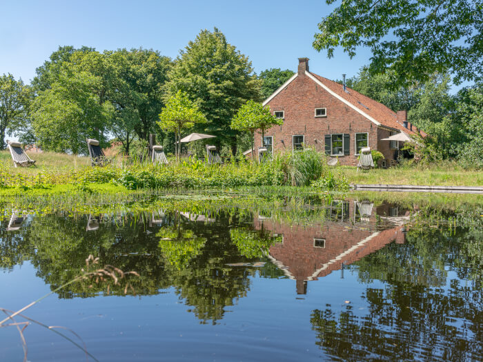 Vakantiewoning in Bourtange (Groningen) voor 28 personen met 14 slaapkamers.