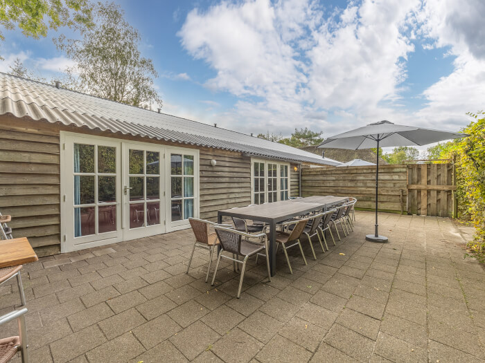 Vakantiewoning in Loon op Zand (Noord-Brabant) voor 54 personen met 16 slaapkamers.