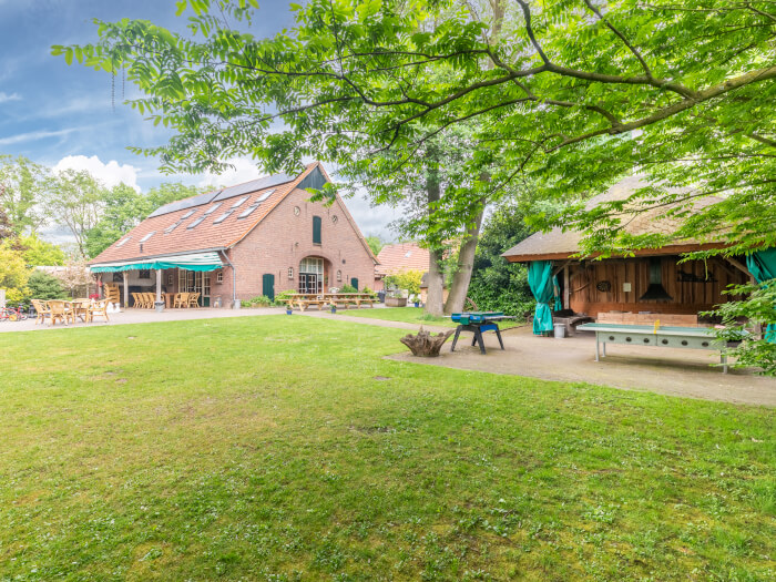 Vakantiewoning in Rekken (Gelderland) voor 16 personen met 4 slaapkamers.