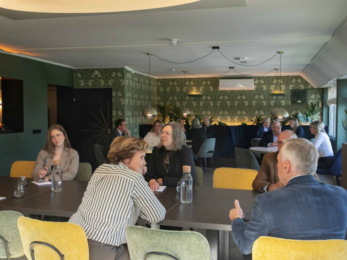 Vakantiewoning in Vijlen (Limburg) voor 31 personen met 16 slaapkamers.